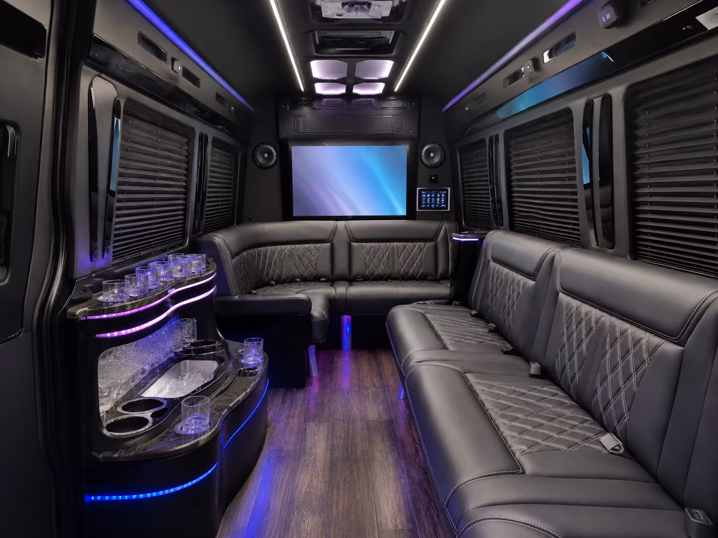 choose the right bus size for your temple winery group