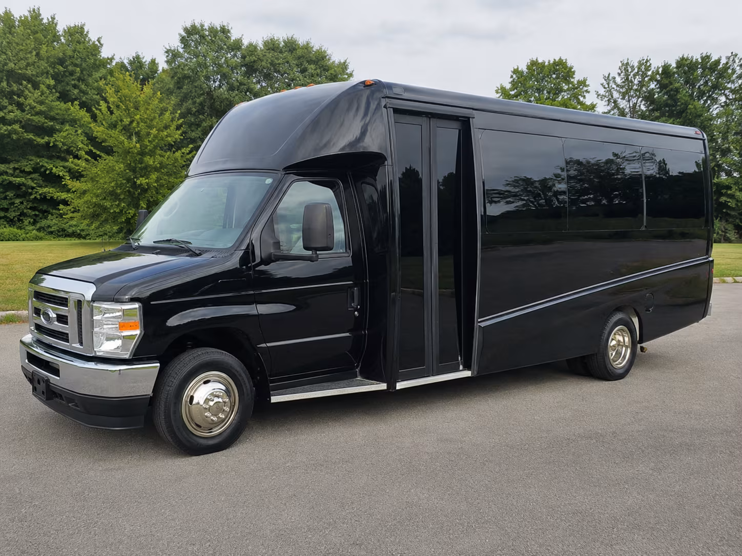 waco travel on your schedule with waco long distance charter bus rentals