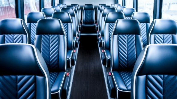 35 passenger minibus rental temple